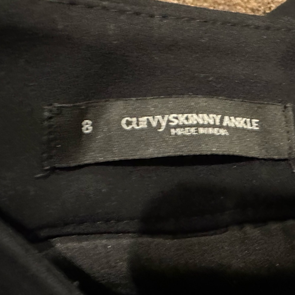 Like NEW! Women's LOFT Curvy Skinny ankle Black Pants Sz 8 - Picture 4 of 5